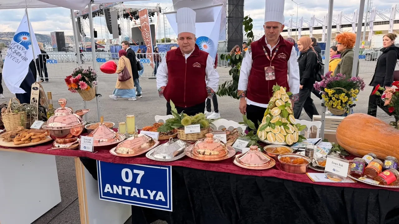 Tam 257 metre! Guinness için 81 ilden rekor denemesi