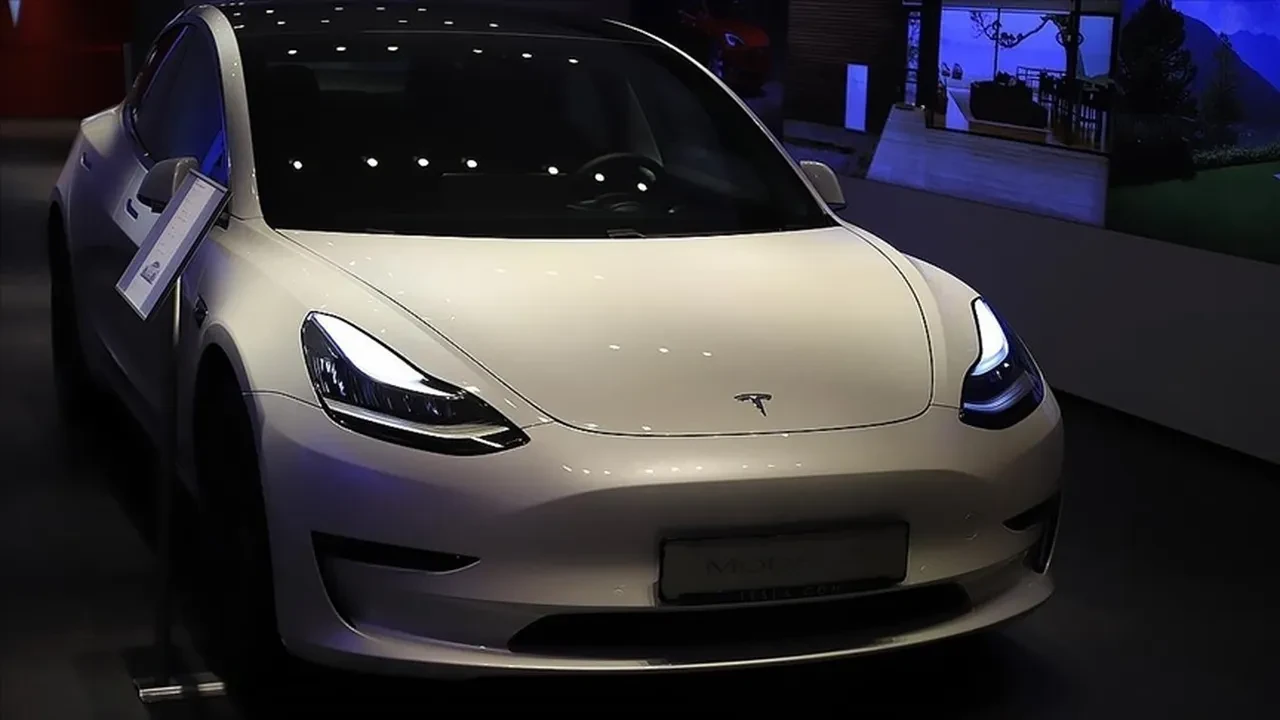 Tesla'nın 3. çeyrek teslimatları belli oldu: Beklentileri aştı