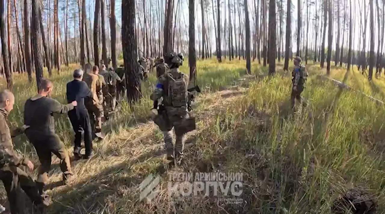 Ukrayna'ya teslim olan onlarca Rus askerinden çarpıcı itiraflar: Ağaç kabuğu yiyip, idrarımızı içtik