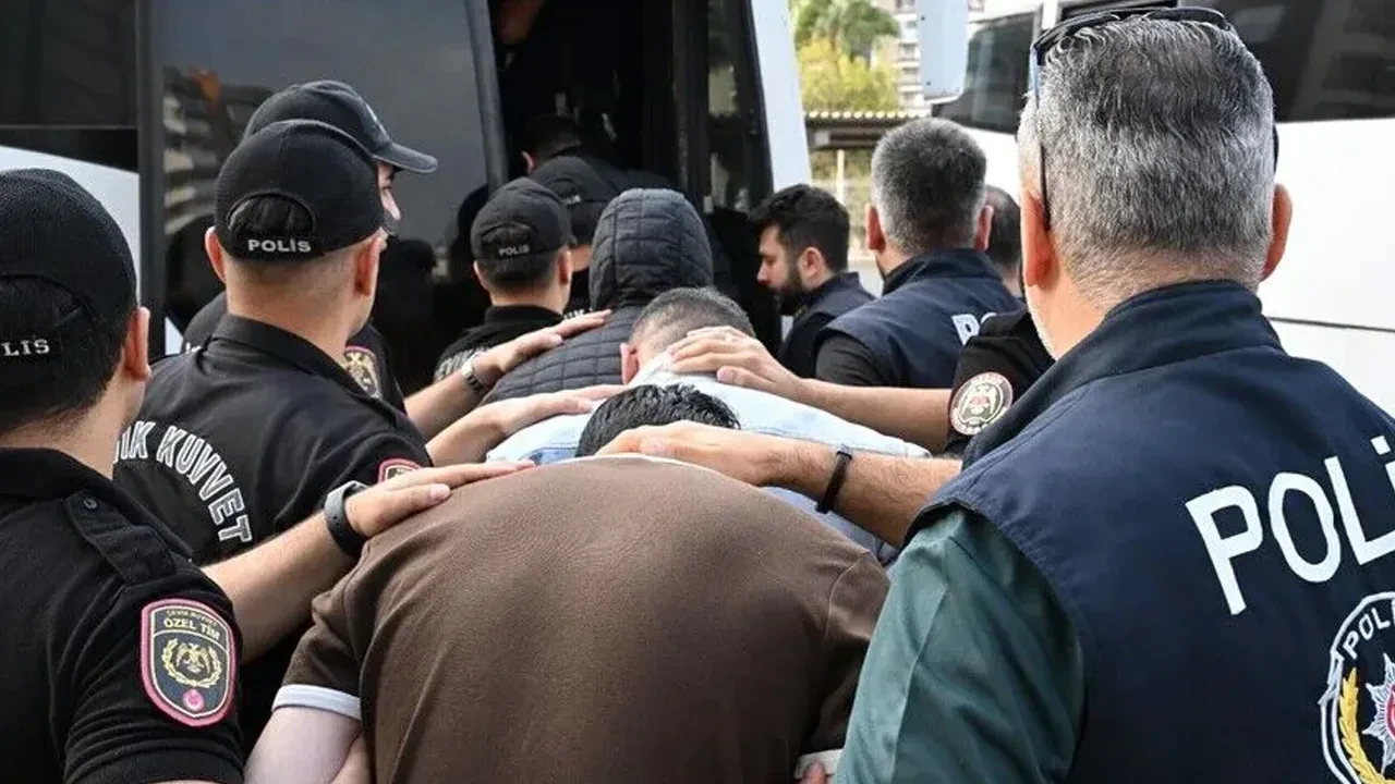 Yasa dışı bahis operasyonunda gözaltındaki 41 şüpheliden 33'üne tutuklama talebi