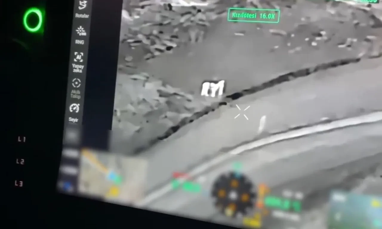 Zehir tacirlerine dev operasyon! Çuvallar dolusu uyuşturucu ele geçirildi