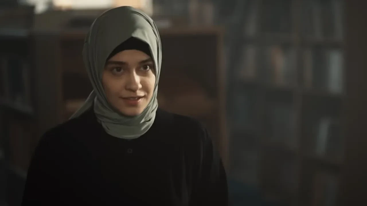 Zehra Kelleci kimdir? Zehra Kelleci kaç yaşında? Zehra Kelleci hangi dizilerde oynadı?