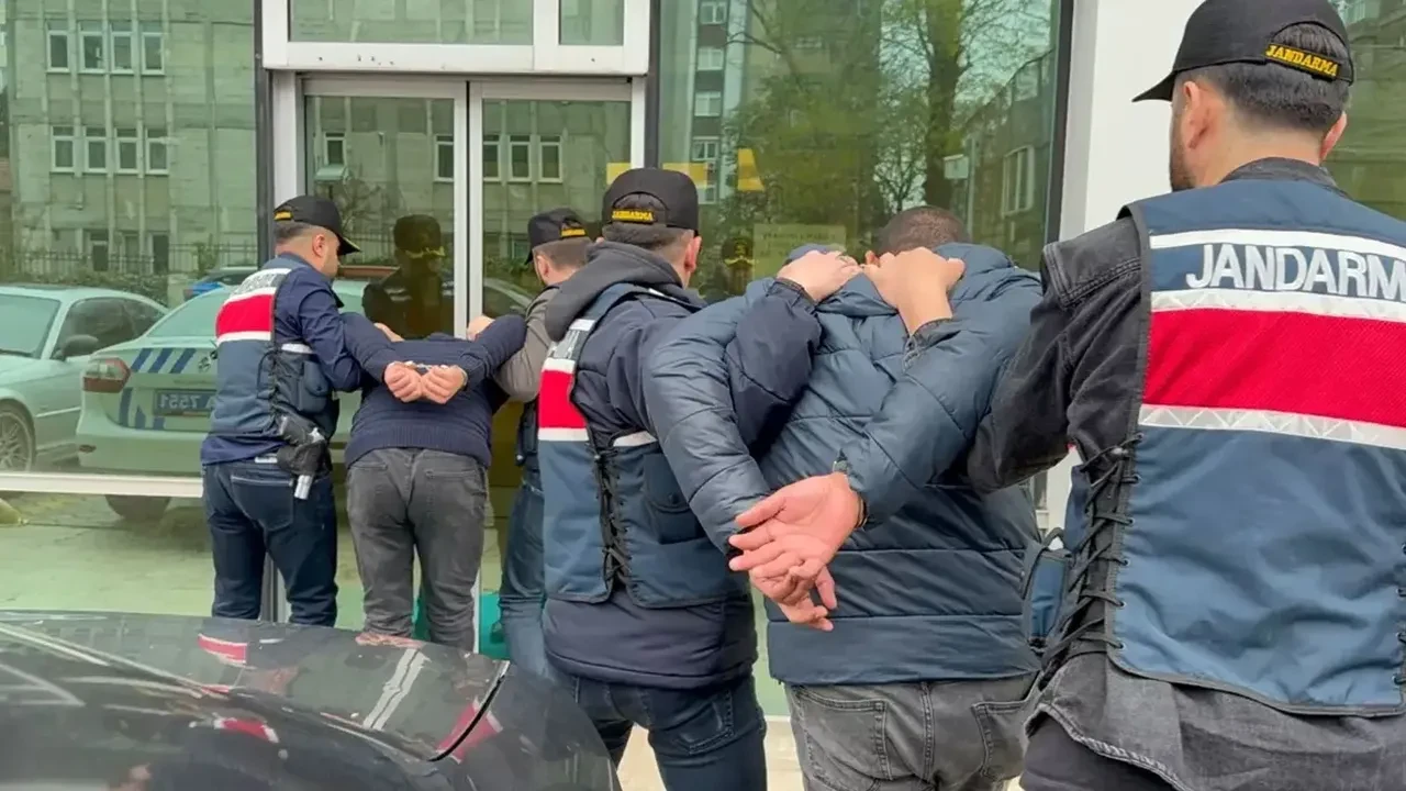 Ankara'da jandarmadan geniş çaplı operasyon: Çok sayıda gözaltı var