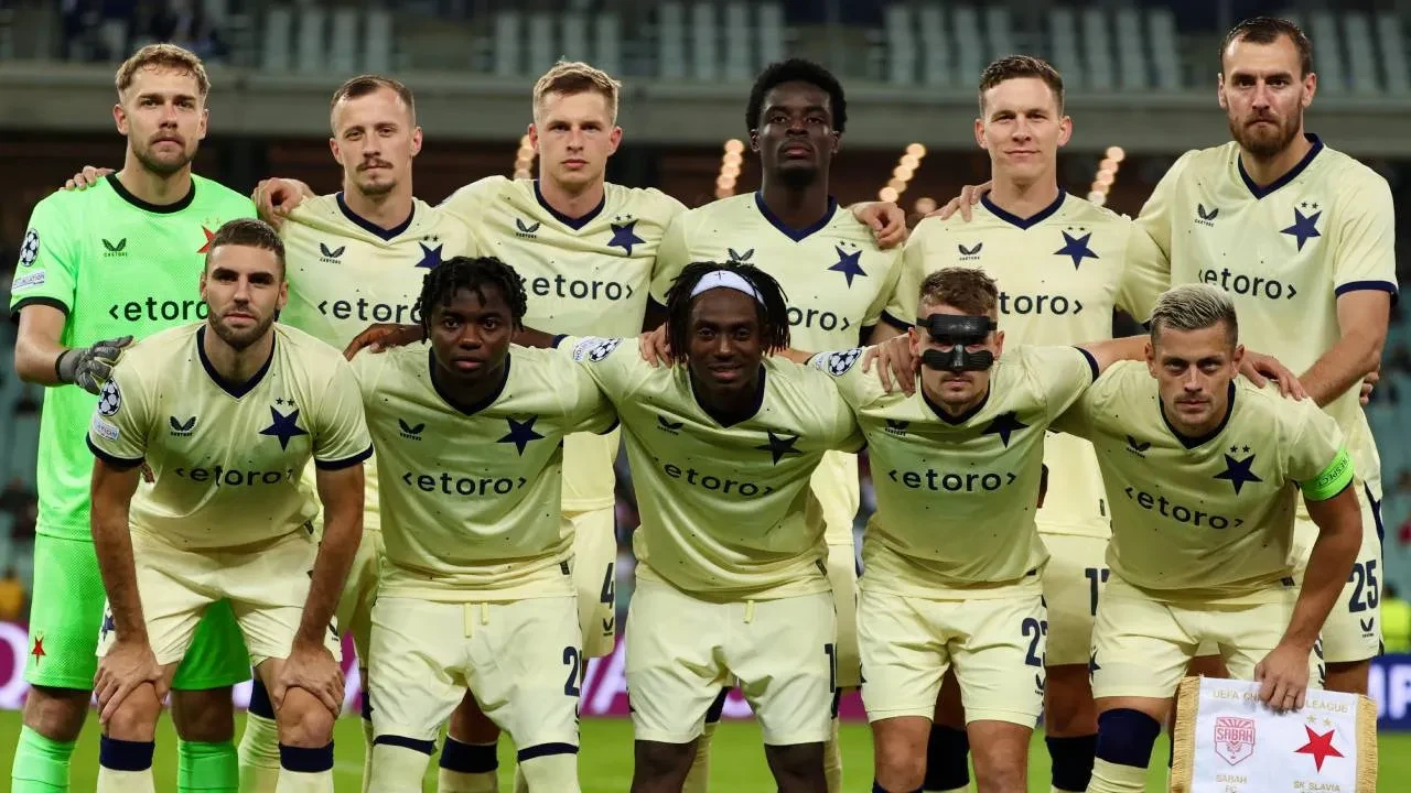 CANLI MAÇ ANLATIMI | Fenerbahçe ile Slavia Prag Şampiyonlar Ligi'nde karşılaşıyor