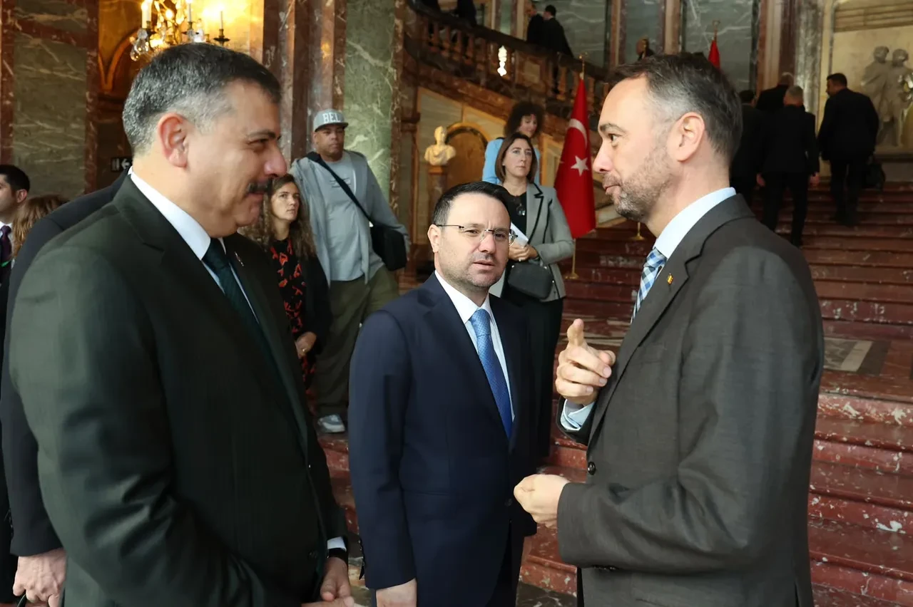 Dışişleri, İçişleri ve Adalet Bakanlarımızın Brüksel çıkarmasından ilk kareler