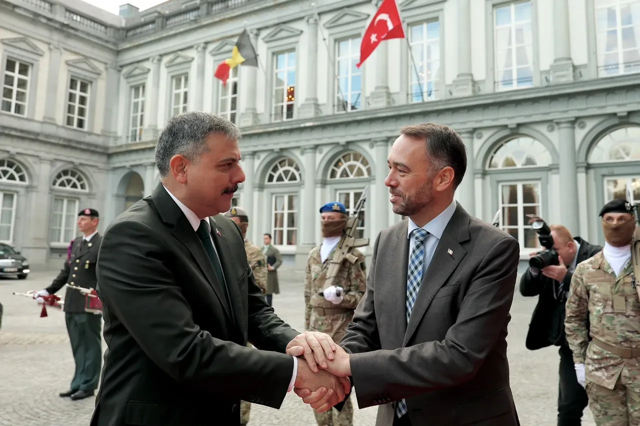 Dışişleri, İçişleri ve Adalet Bakanlarımızın Brüksel çıkarmasından ilk kareler