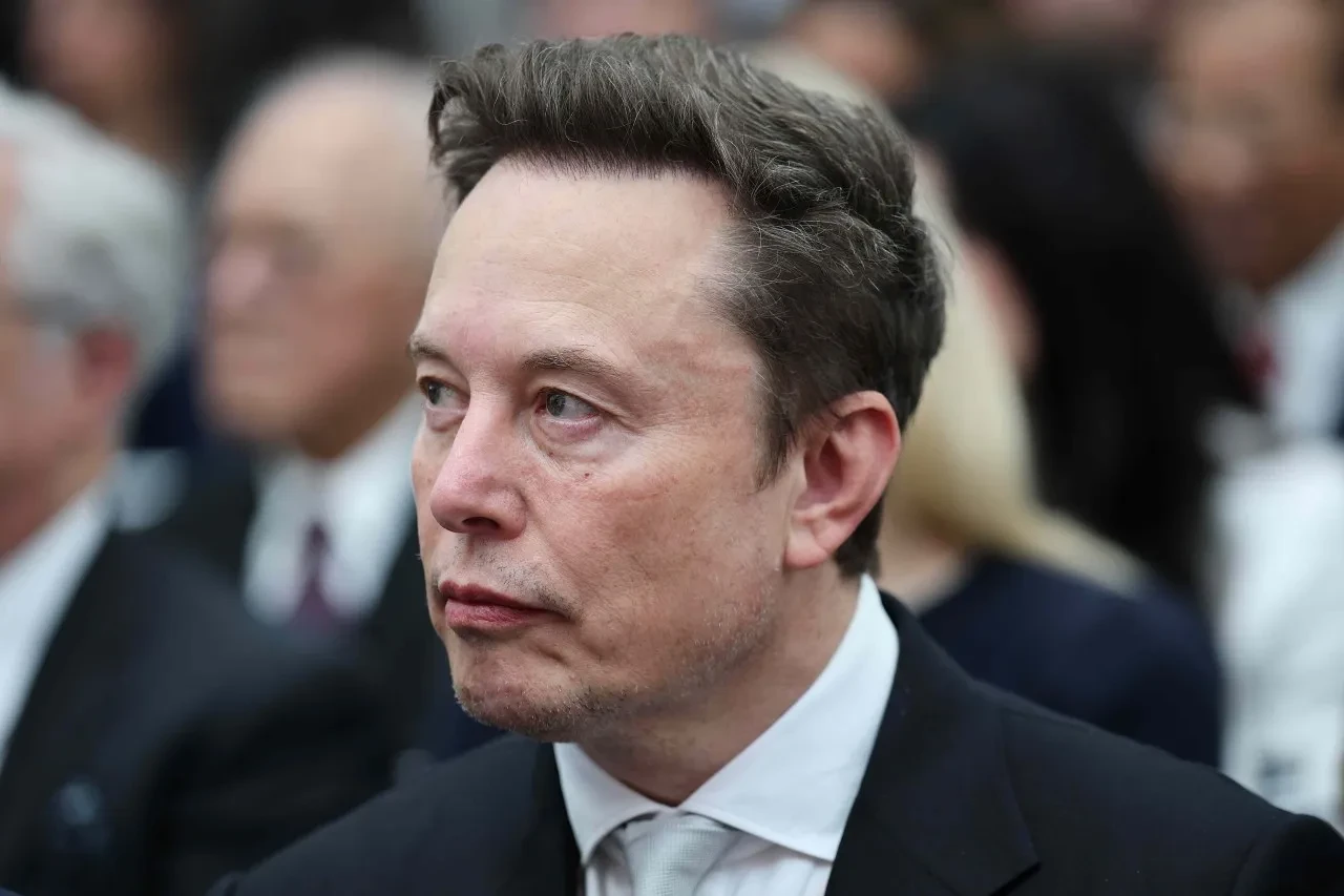 Elon Musk'tan 73 milyon çocuğa müjde: Her birine SpaceX hissesi verecek