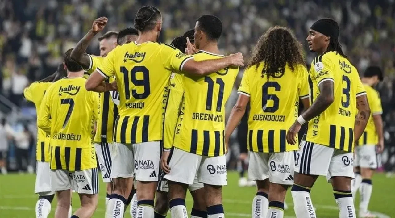 Fenerbahçe maçı hangi kanalda? FB Slavia Prag Şampiyonlar Ligi maçı şifresiz yayınlanacak