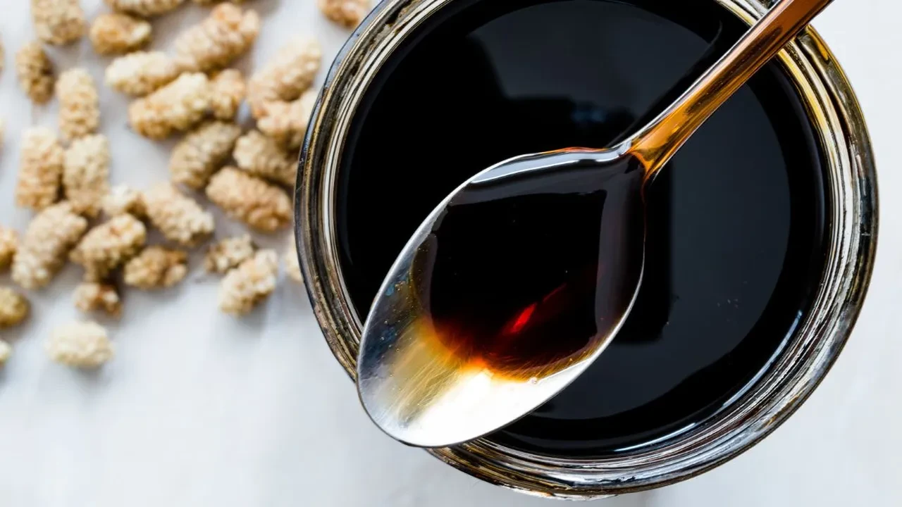 Pekmez boğaz ağrısına iyi geliyor mu? Pekmez boğazı yumuşatır mı?