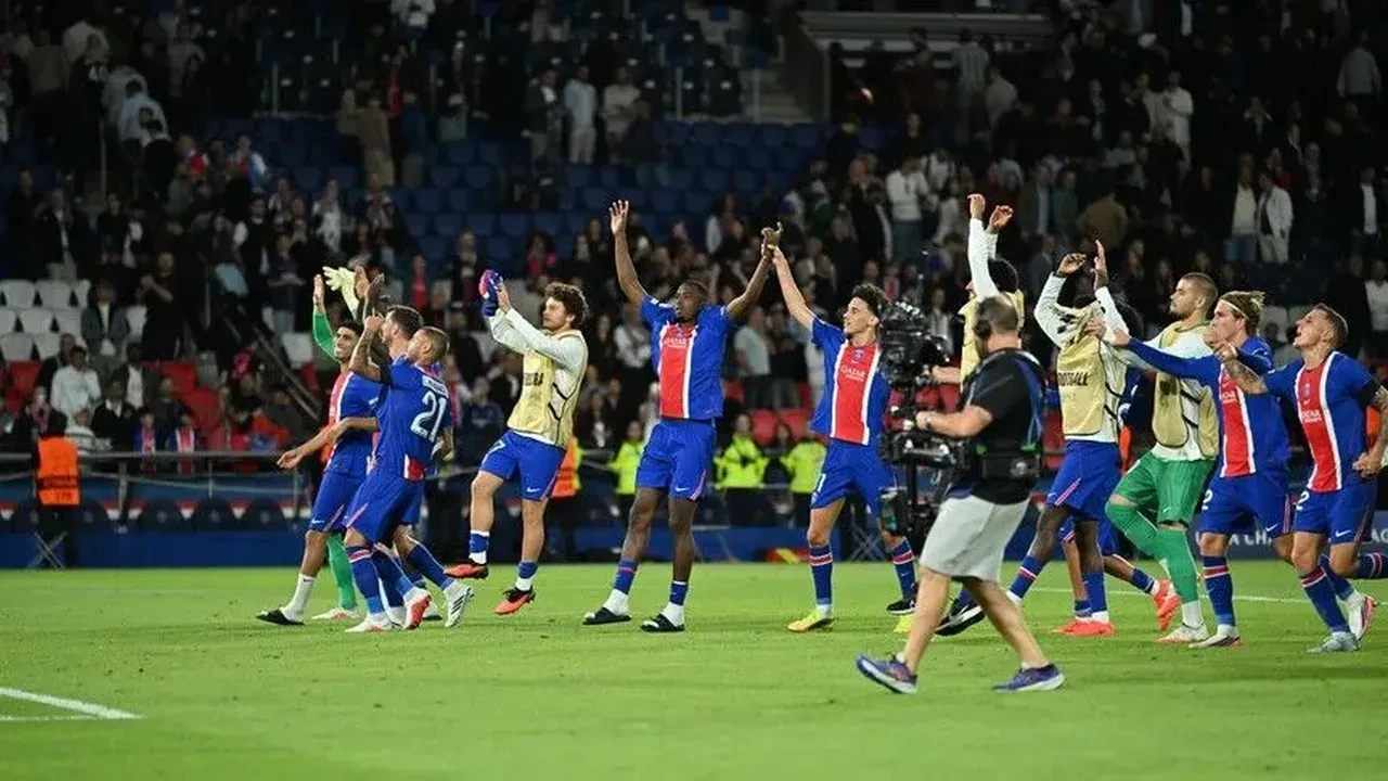 PSG Barcelona maçı hangi kanalda? Şifresiz veren yabancı kanal açıklandı