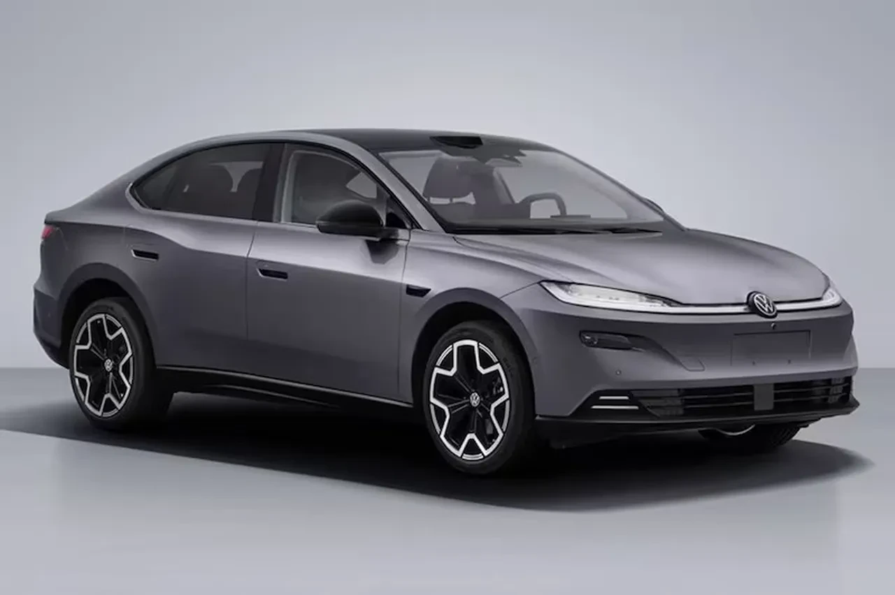 Volkswagen'den Passat'a elektrikli rakip: 211 beygirlik yeni model tanıtıldı
