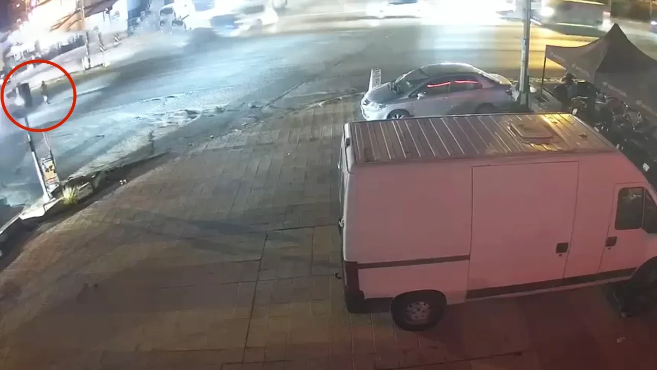 Bodrum'da feci kaza kamerada: Yaşlı kadın hayatını kaybetti