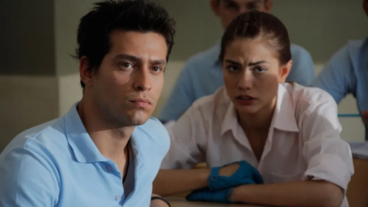 Bu kez Güney Kore bizden çaldı! Demet Özdemir'in Sana Bir Sır Vereceğim dizisi Kore'ye uyarlandı