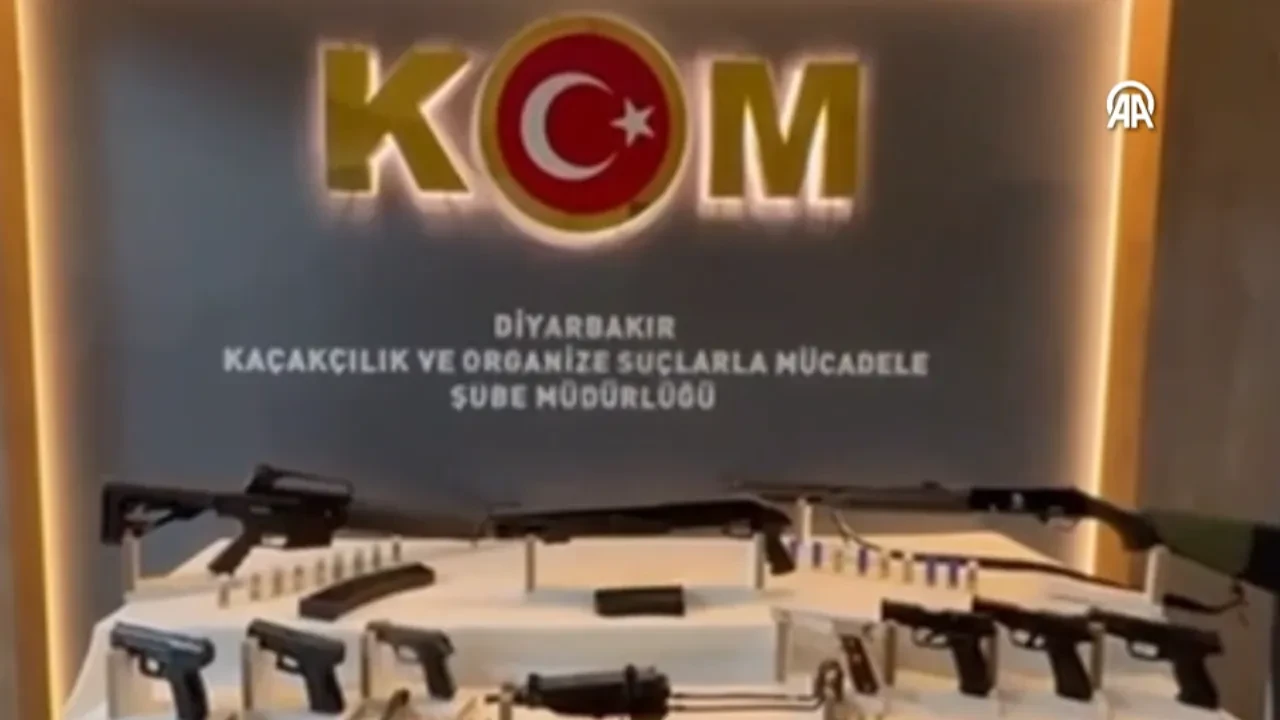 Diyarbakır’da kaçak silah operasyonu: 13 şüpheli yakalandı