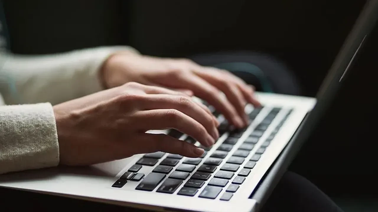 Dünyada PHP krizi! Avrupa'da devletler internet sitelerini kapattı