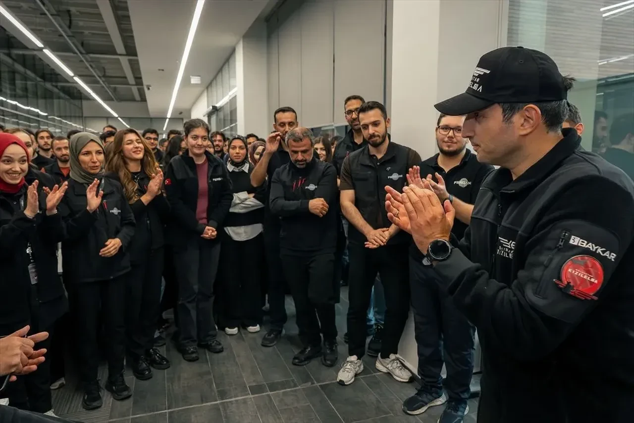Fergani'nin altıncı uydusu FRG-100D4 yörüngeye yerleşti: Hedefte 200'den fazla uydu var