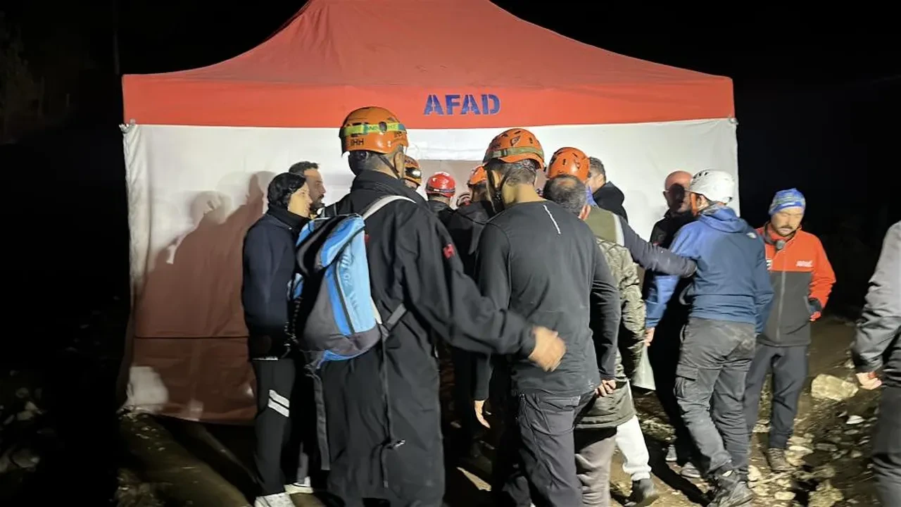 Isparta Yazılı Kanyon'da mahsur kalan 10 kişilik ekibin 30 saat sonra nasıl kurtulduğu ortaya çıktı