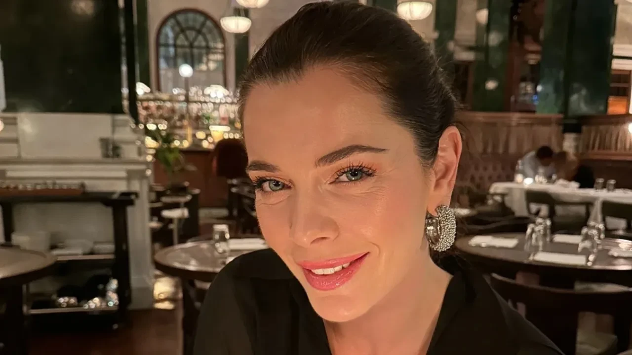 Kurtlar Vadisi'nin oyuncusu Begüm Kütük'te İstanbul'u terk etti! Köy hayatı için kolları sıvadı 