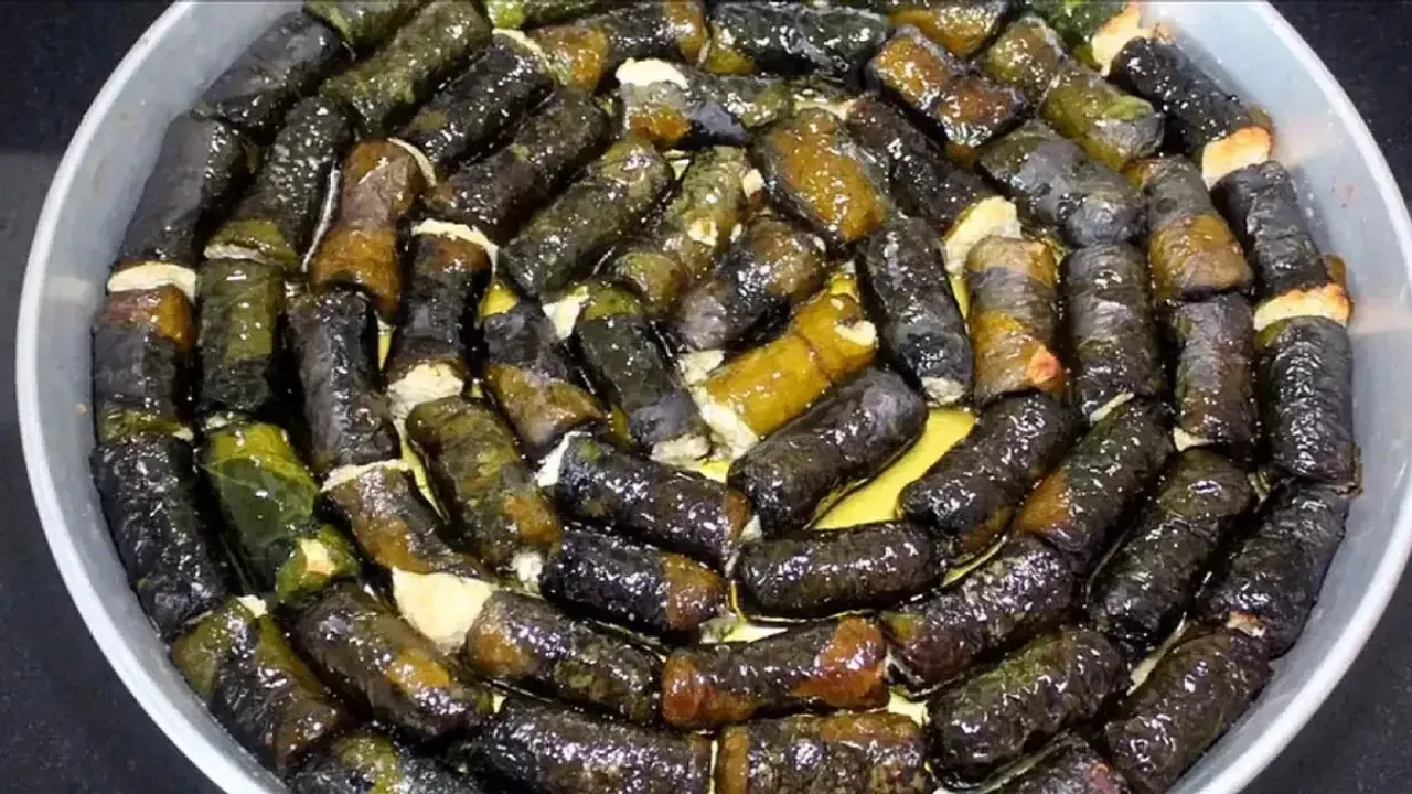 Lor dolması tarifini Erzurumlu komşumdan öğrendim! Kış boyu kahvaltımızdaki lezzet