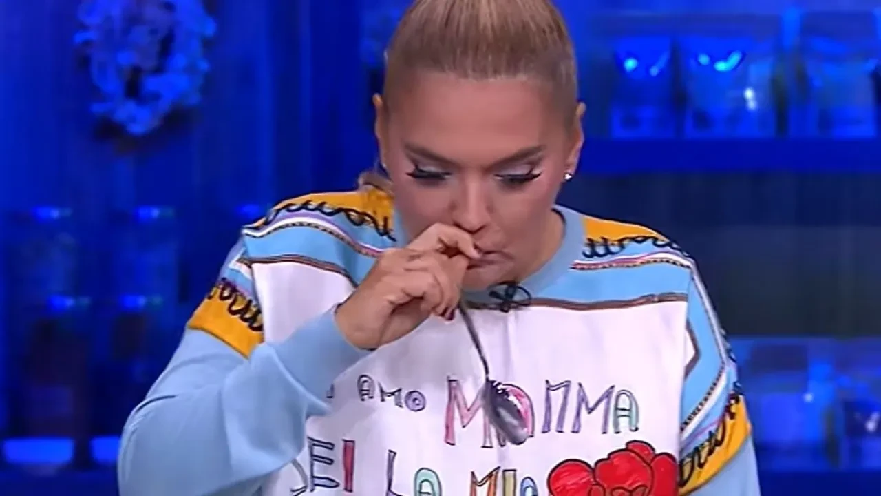 MasterChef’e Demet Akalın, Şafak Sezer ve Eypio konuk oldu! Kahkahalar havada uçuştu
