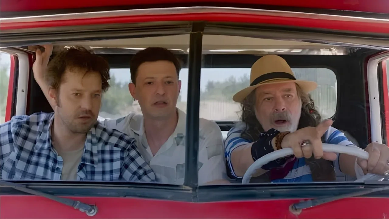 Deniz Oral ve İnan Ulaş Torun arasında "küfür" krizi! Hurdacı filminin galasında tansiyon yükseldi