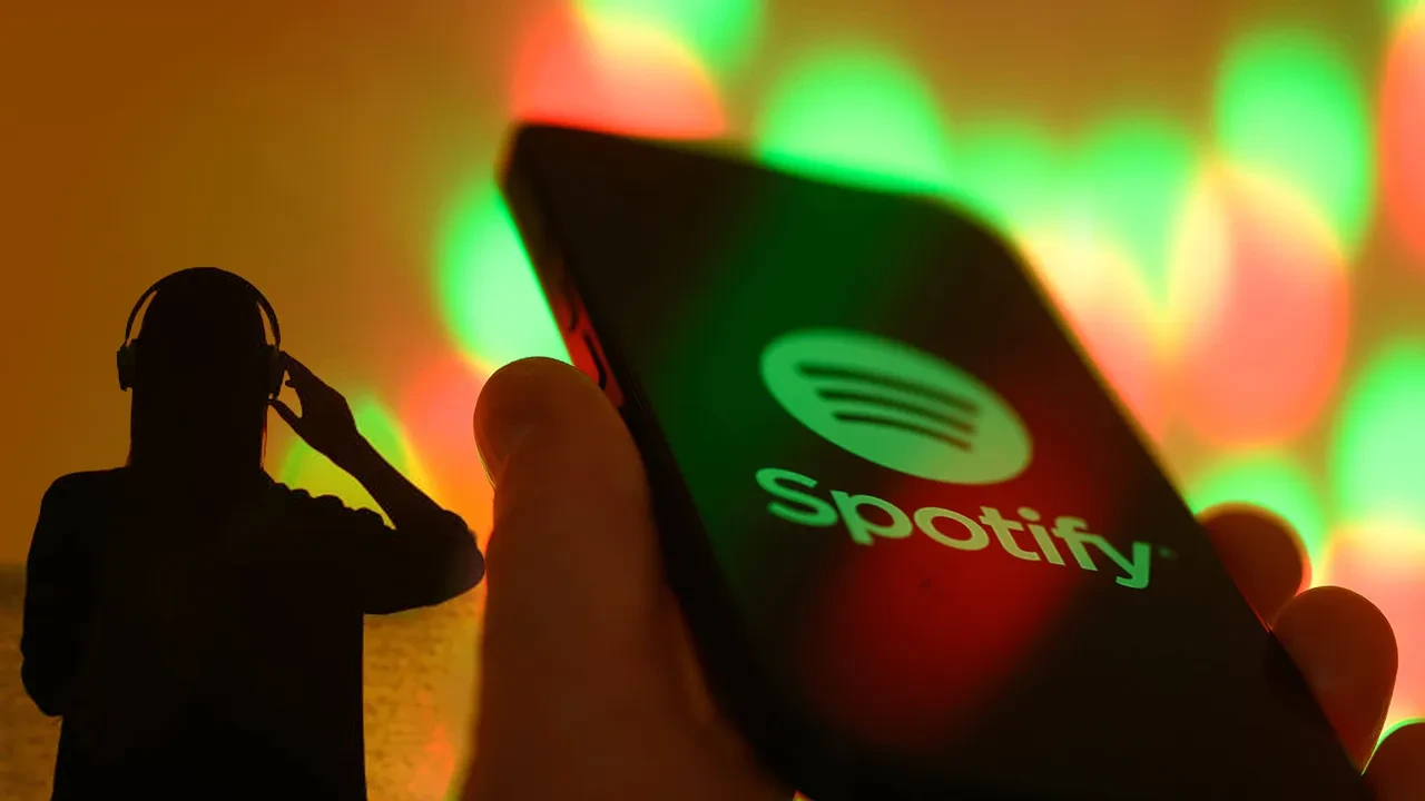 Spotify'da yapay zeka temizliği: 50 milyondan fazla parça silindi
