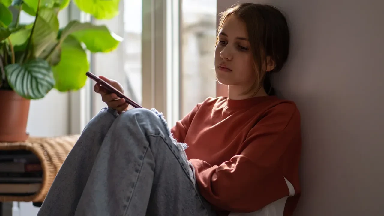 Sürekli yorgun ve mutsuz musunuz? Bu belirtilere dikkat: Depresyonda olabilirsiniz