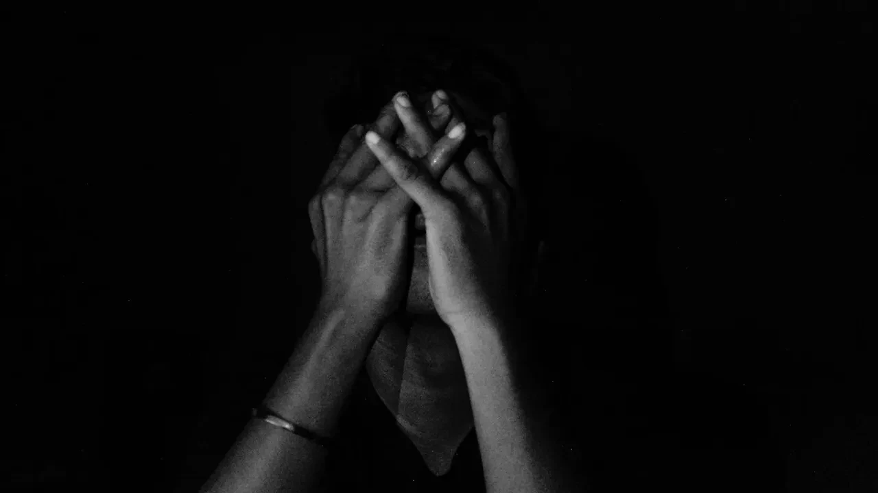 Sürekli yorgun ve mutsuz musunuz? Bu belirtilere dikkat: Depresyonda olabilirsiniz