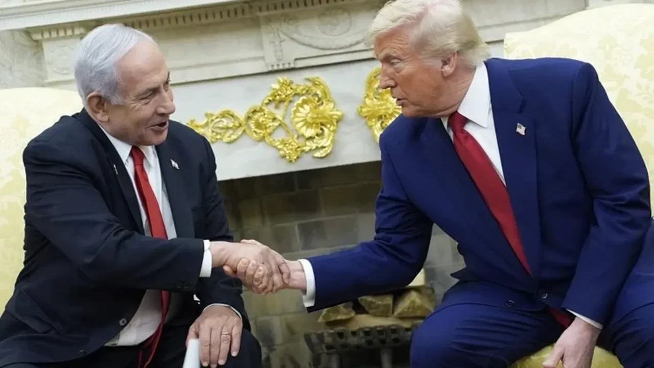 Trump ve Netanyahu'nun söylemlerine kızan Macron'dan sert tepki: Kabul edilemez ve aptalca!