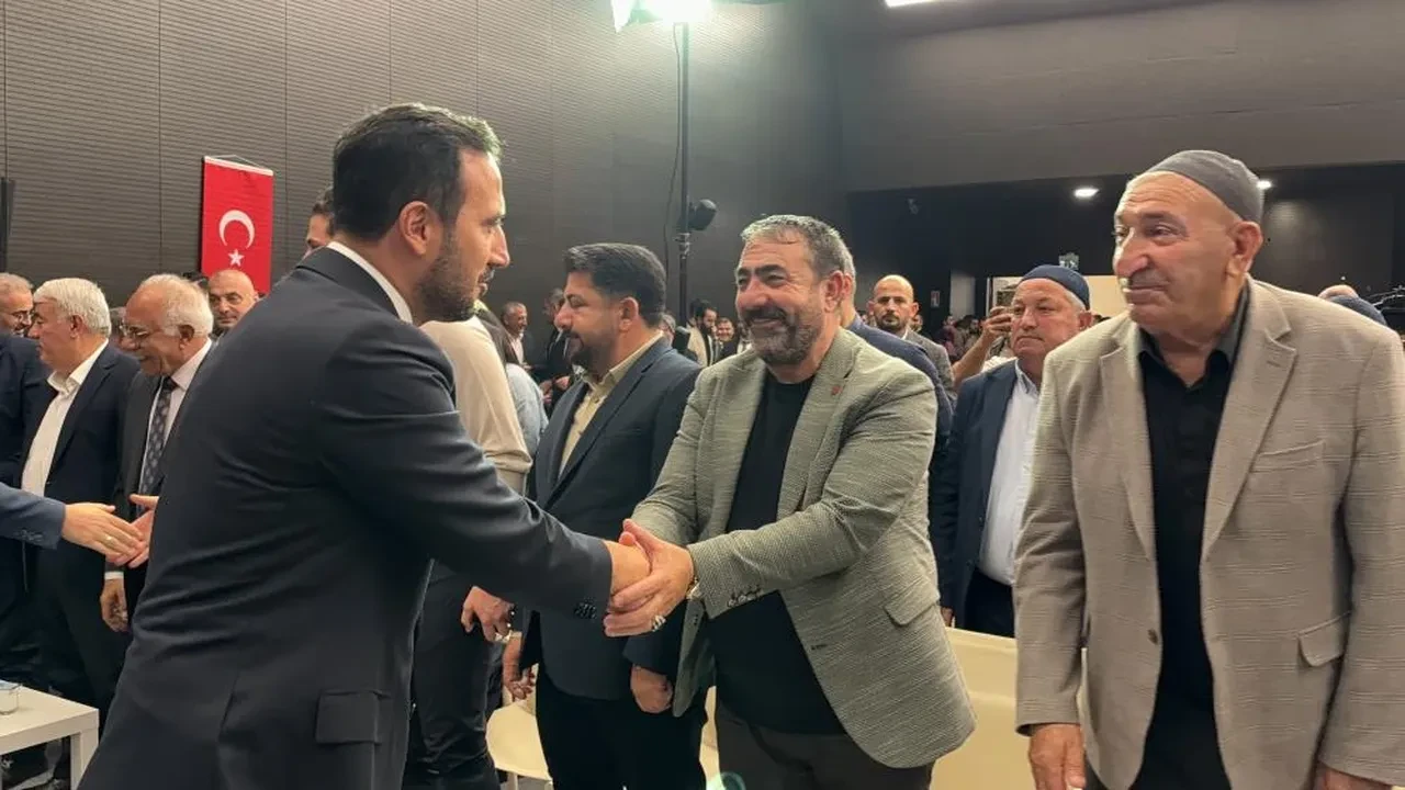 AK Parti İstanbul İl Başkanı Abdullah Özdemir: Arnavutköy'de hızlıca tekli eğitime geçmeyi hedefliyoruz