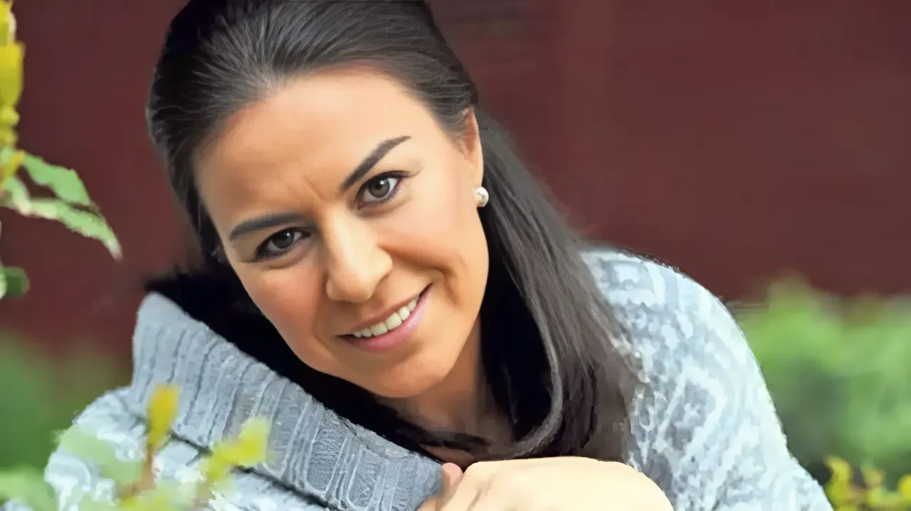 Arka Sokaklar'ın Ayla'sı Filiz Taçbaş oyunculuğa ara verdi! Köye yerleşti yeni hayatıyla dikkat çekti