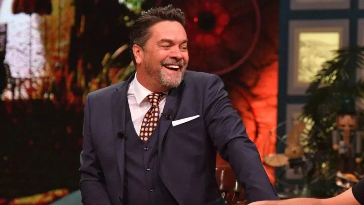Beyaz Show sürpriz ekiple geri dönüyor! İlk konukları belli oldu