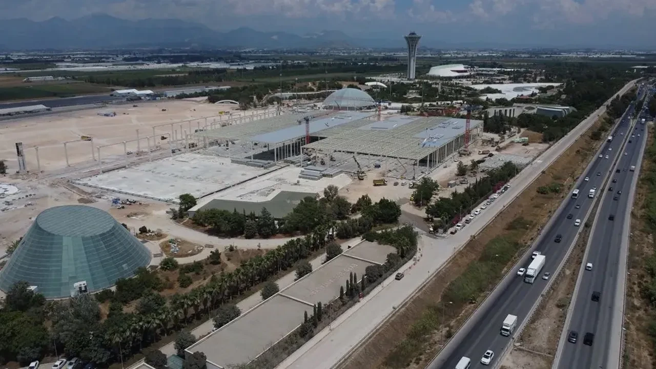 Dünyanın gözü COP31 Zirvesi'nde! Bakanlar Kurum ve Çiftçi'den önemli mesajlar: 4 milyar dolarlık ekonomik hareketlilik