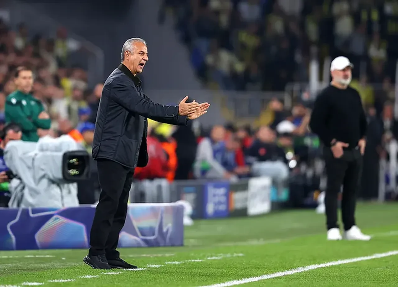 Fenerbahçe'de Galatasaray derbisi öncesi sıcak gelişme! İsmail Kartal giderse yerine gelecek dünya yıldızı belli oldu