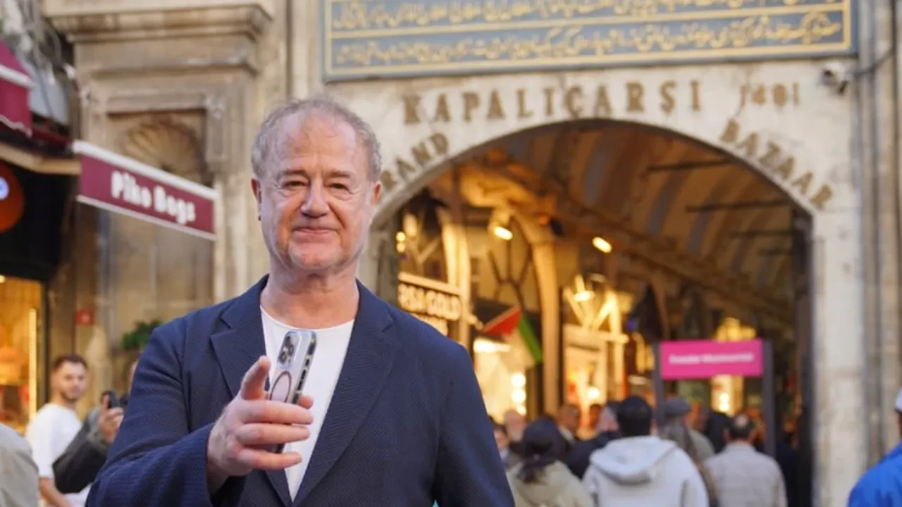 Game of Thrones oyuncusunu sevindiren sürpriz! Owen Teale İstanbul'u çok sevdi