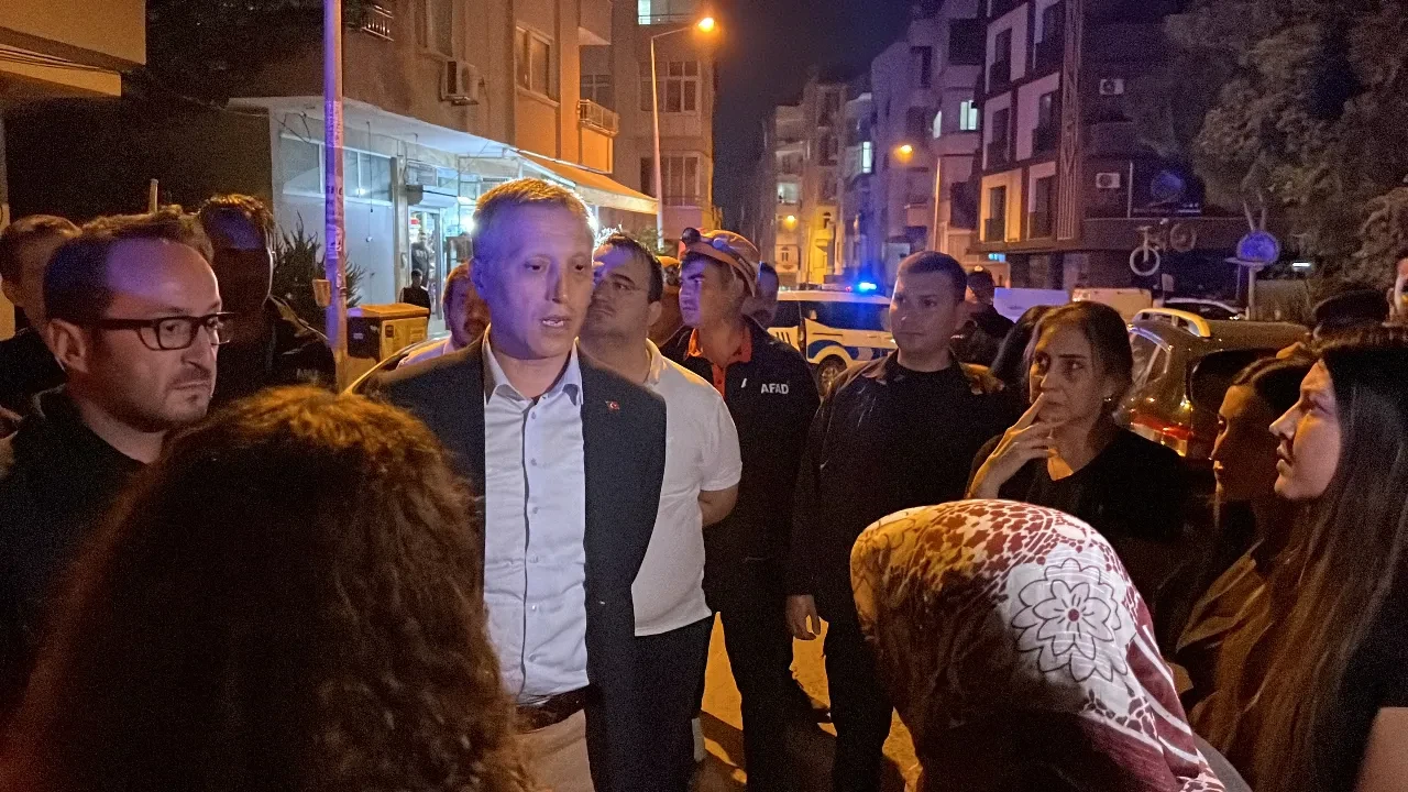 Mersin'de korku dolu anlar! Binanın zemini çöktü 40 kişi tahliye edildi