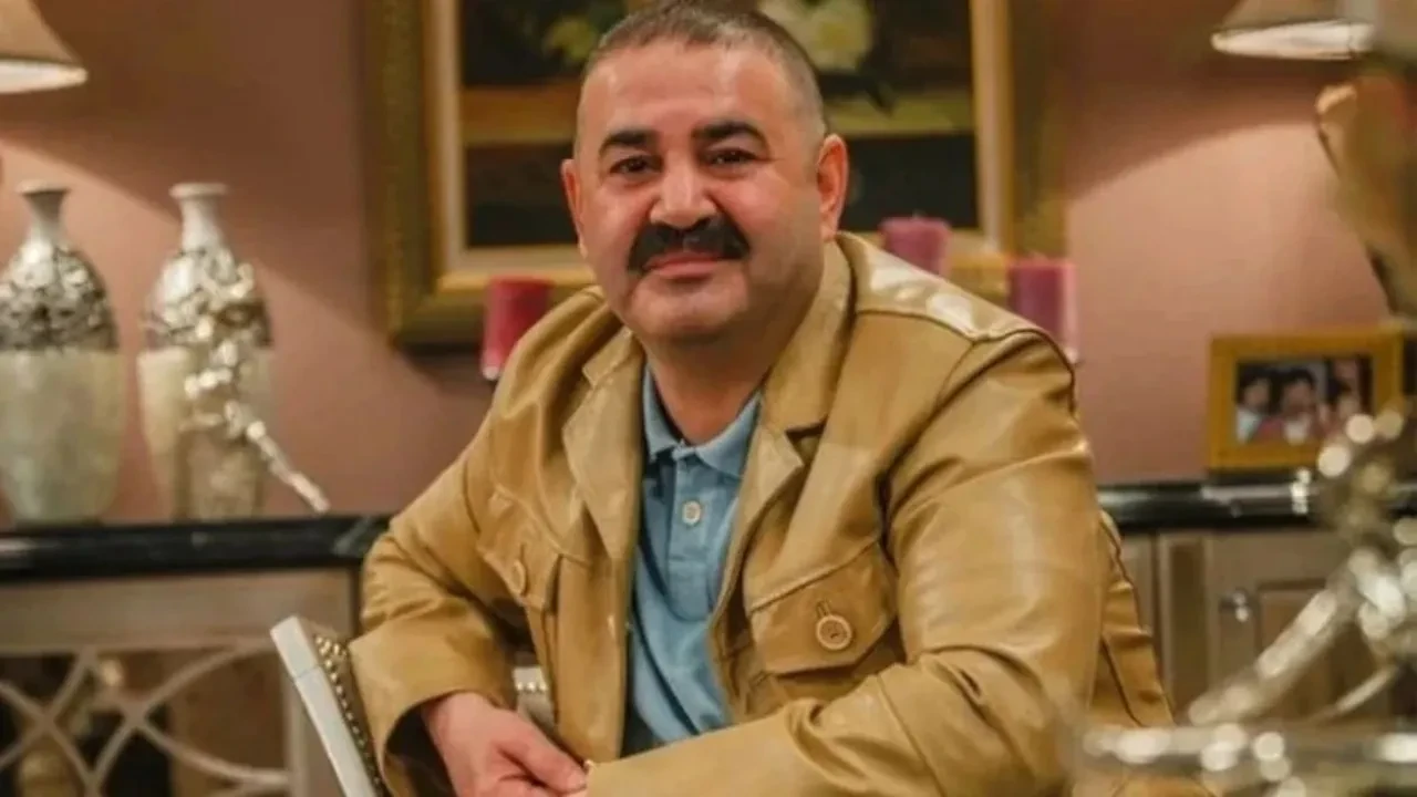 Şafak Sezer’in in eşi Esra Sezer kimdir? Esra Sezer kaç yaşında? Esra Sezer'in mesleği nedir?