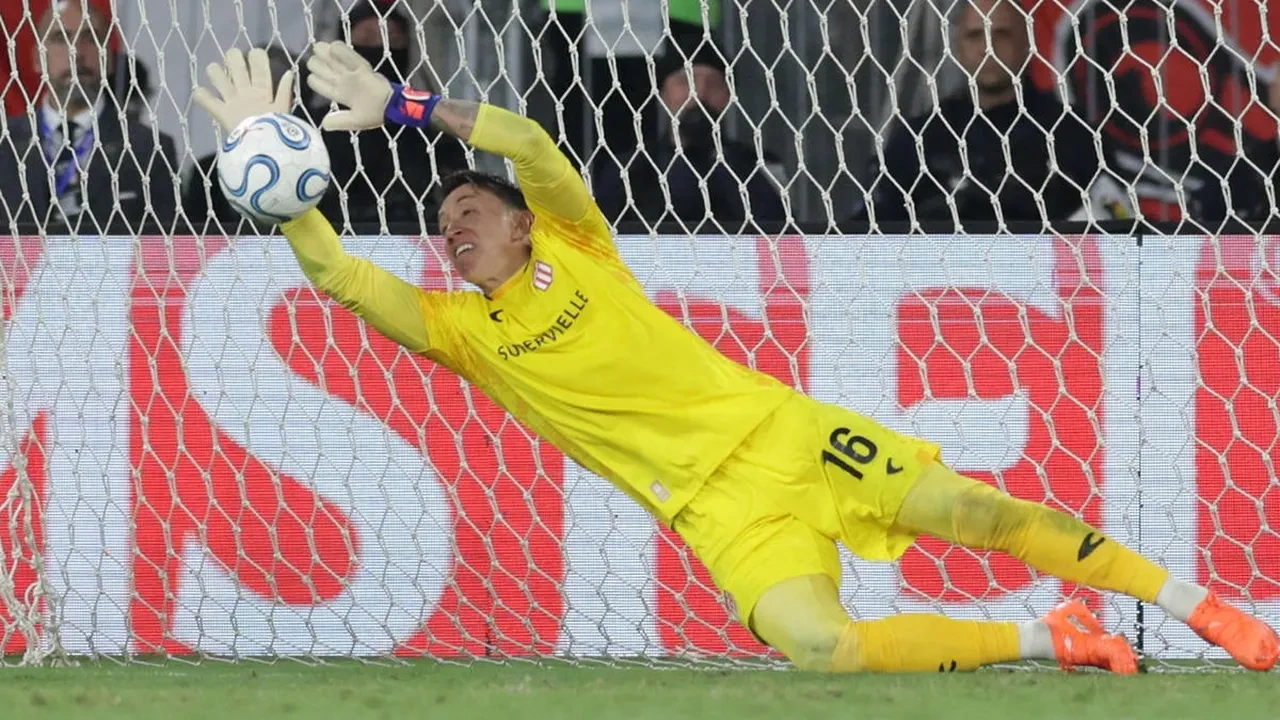 Muslera’dan tarihe geçen performans: Penaltı atışlarında devleşti, takımını finale taşıdı!
