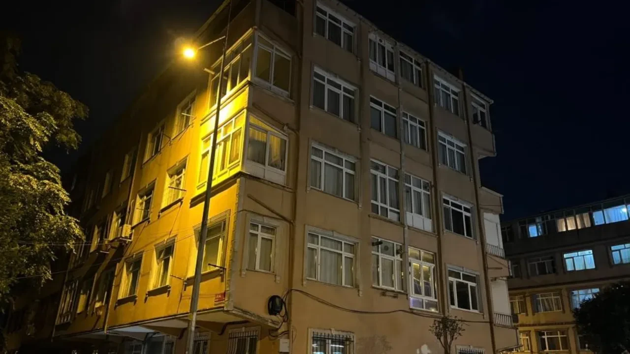 Önce Mersin ardından İstanbul: Kolonlardan gelen sesler yüzünden 5 katlı bina boşaltıldı 