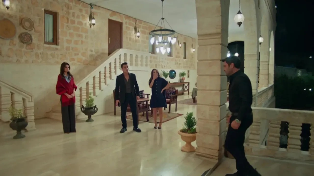 Reytingleri düşen Uzak Şehir harekete geçti! Cihan nişanlanıyor, Uzak Şehir 70. bölümde atak sahneler