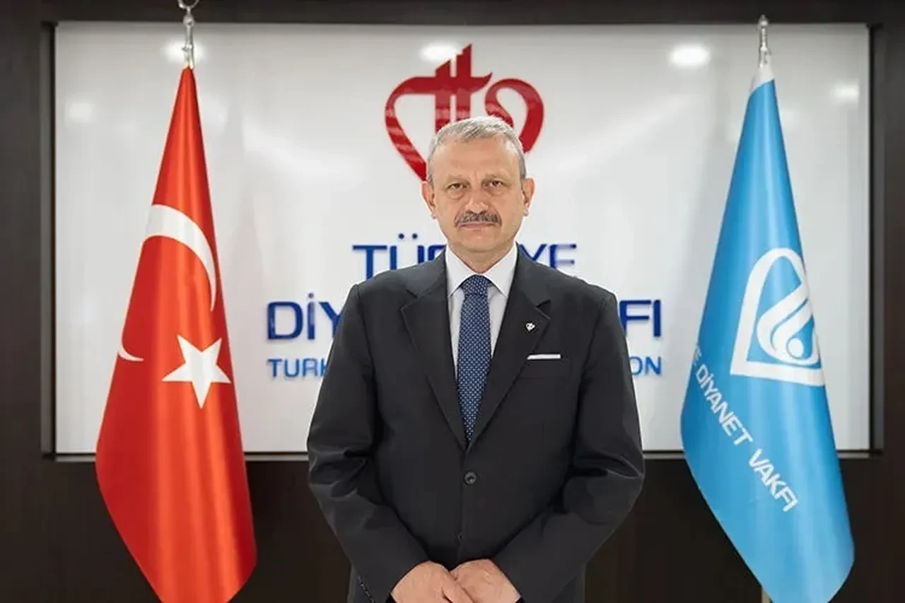 Türkiye Diyanet Vakfı bağışlarla fon yatırımı yapıp zarar mı etti? 3 yönetici görevden alınınca iddialara açıklama geldi