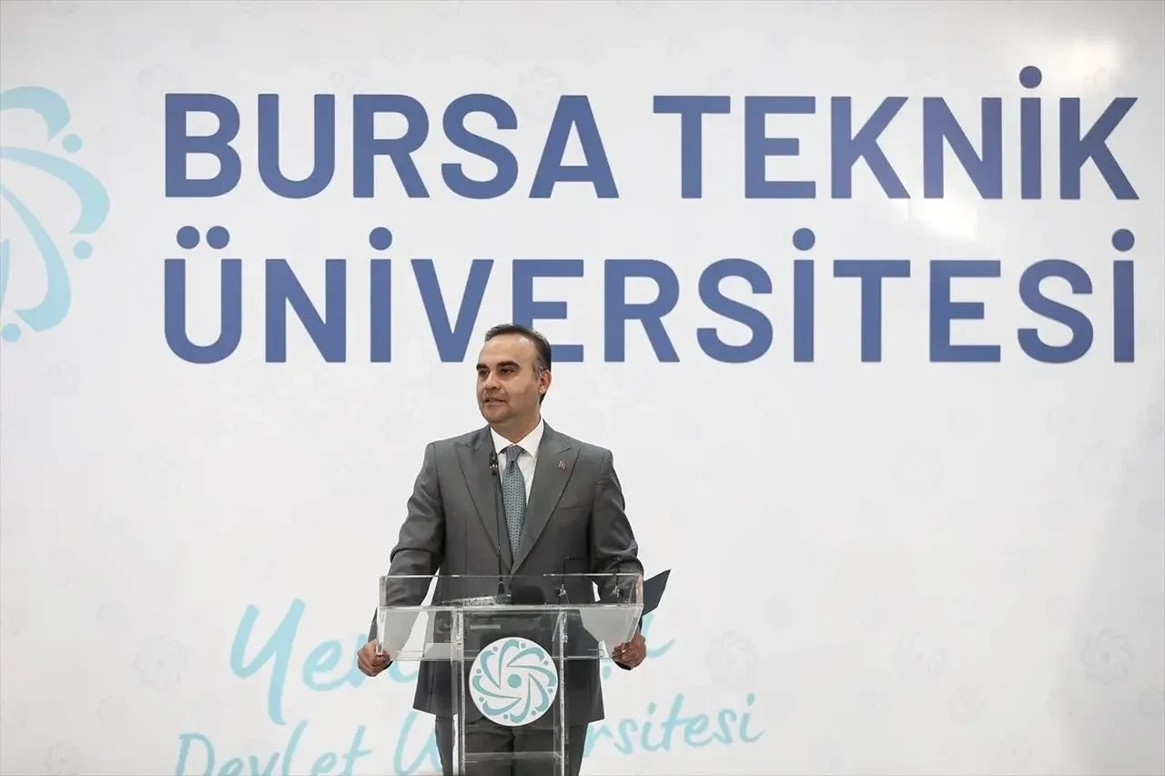 Yerli navigasyon uygulaması için tarih verildi! Bakan Kacır duyurdu