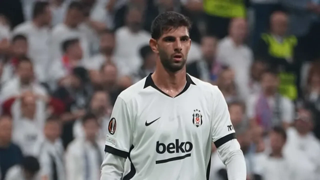 Beşiktaş'ta Ümit Akdağ şoku: Elinde kırık tespit edildi