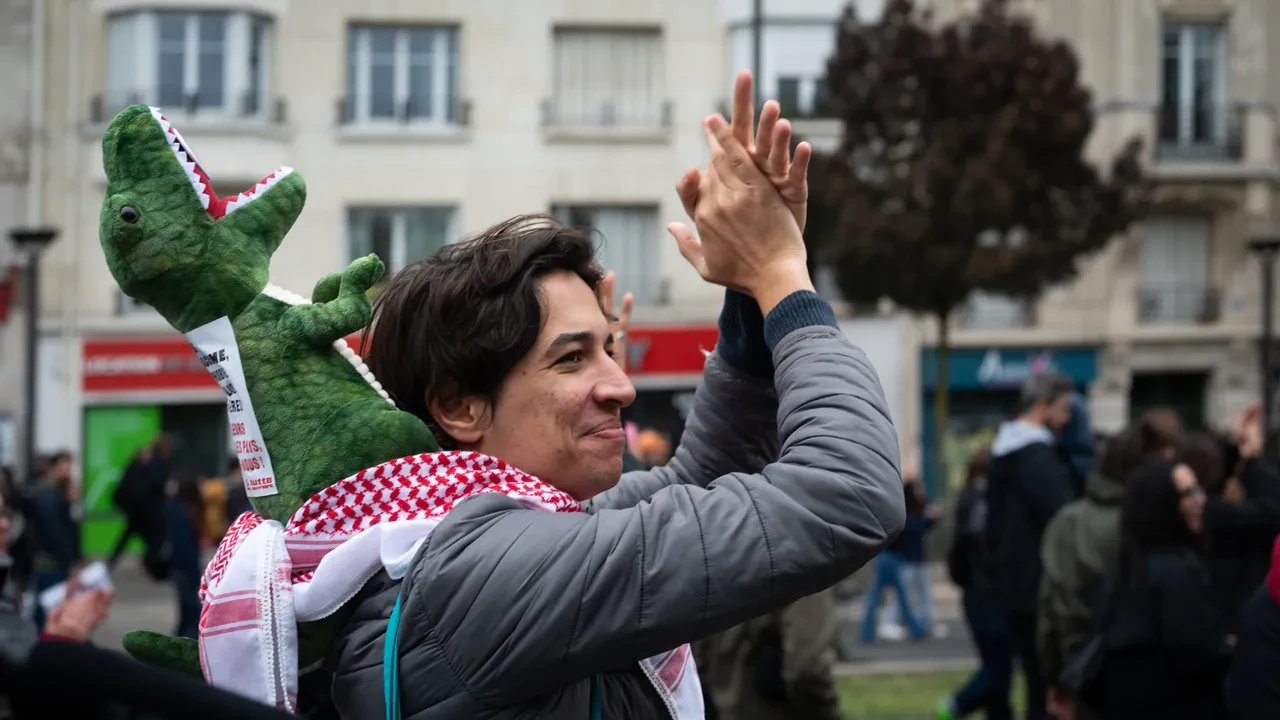 Fransa'da protestolar çığ gibi! Bin kişi gözaltına alındı, Sarı Yelekliler 31 Ekim için çağrı yaptı