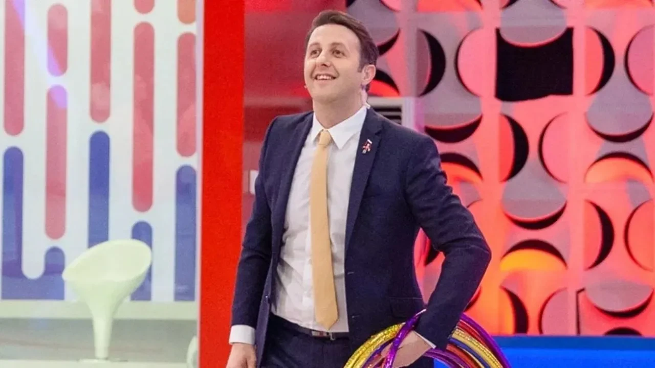İlker Ayrık’tan yıllar sonra gelen Ben Bilmem Eşim Bilir itirafı! Programın perde arkasını anlattı: “Farklı bir dinamik oluştu”