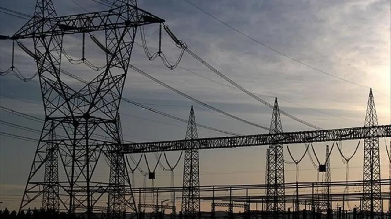 İstanbul’da 14 ilçede elektrik kesintisi! BEDAŞ mahalle mahalle açıkladı