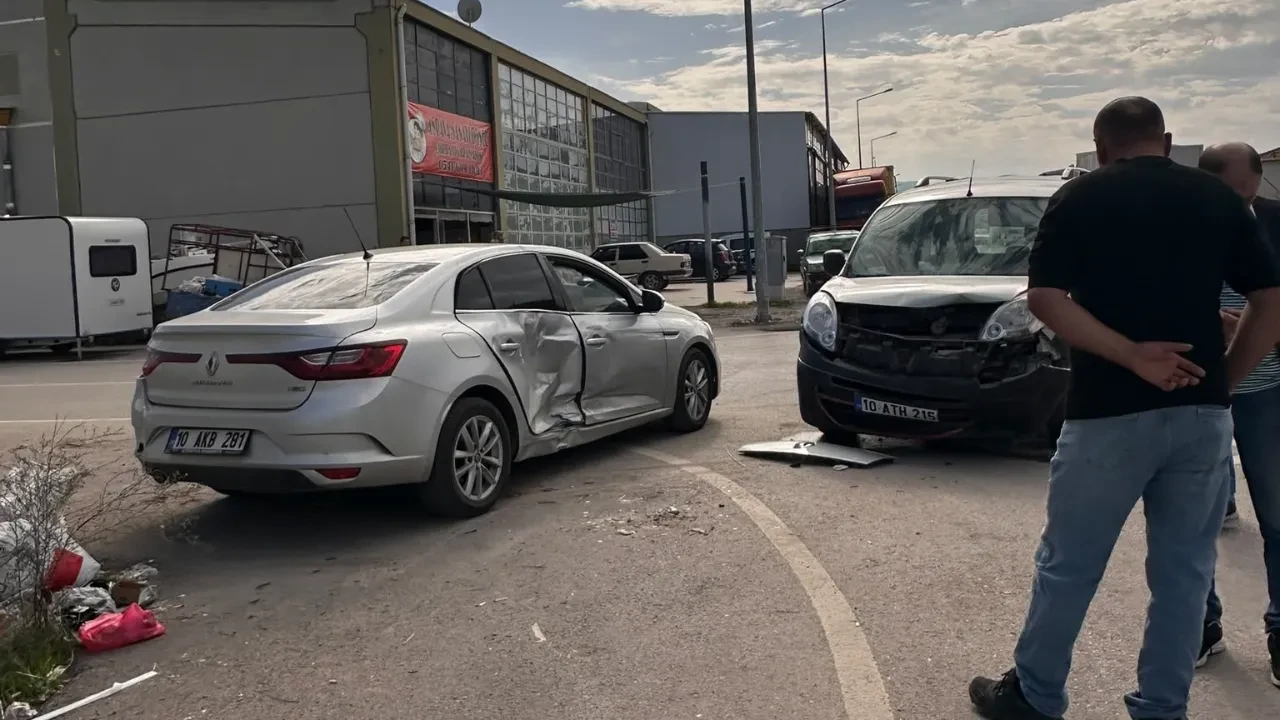 Sanayi sitesinde korkutan kaza: Faciadan dönülen o anlar saniye saniye güvenlik kamerasında