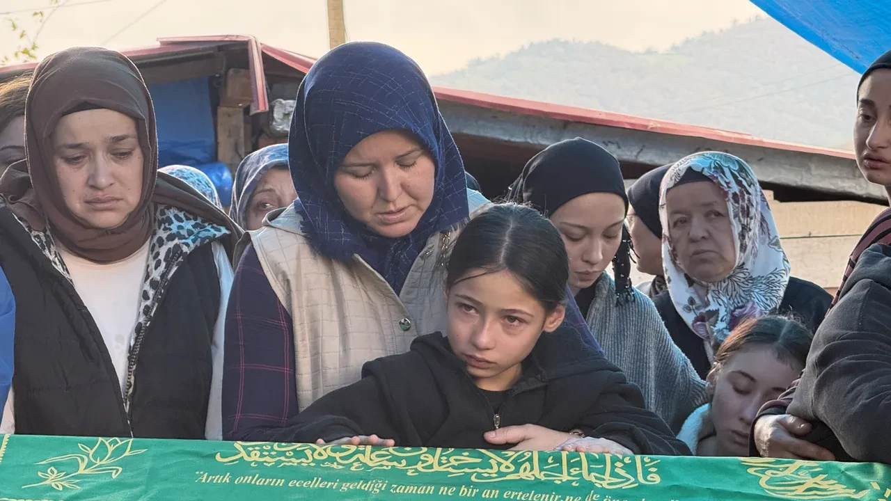 Zonguldak'ta can veren madencilere son veda! Çocukların gözyaşları yürek yaktı