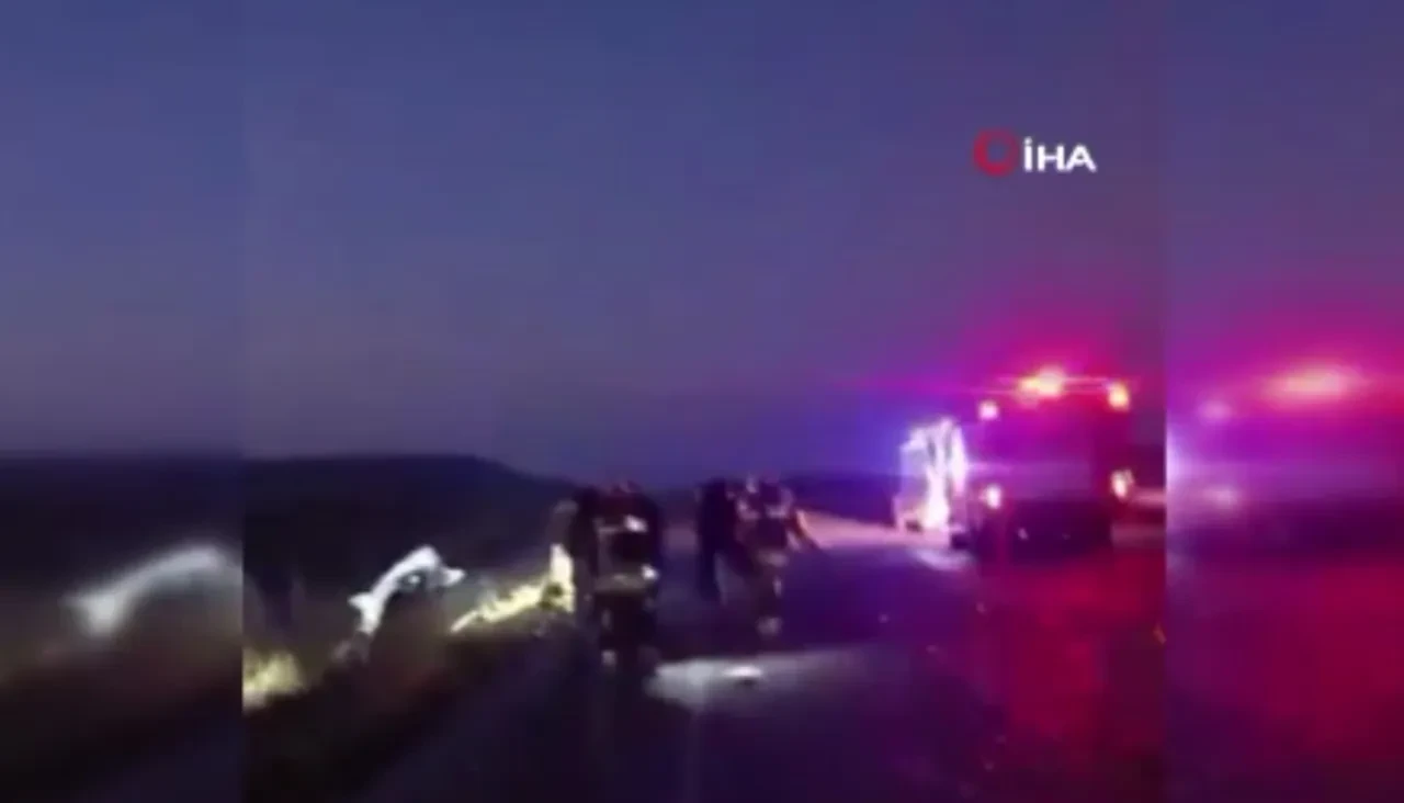 Ankara’da iki otomobil kafa kafaya çarpıştı: 3 ölü, 4 yaralı