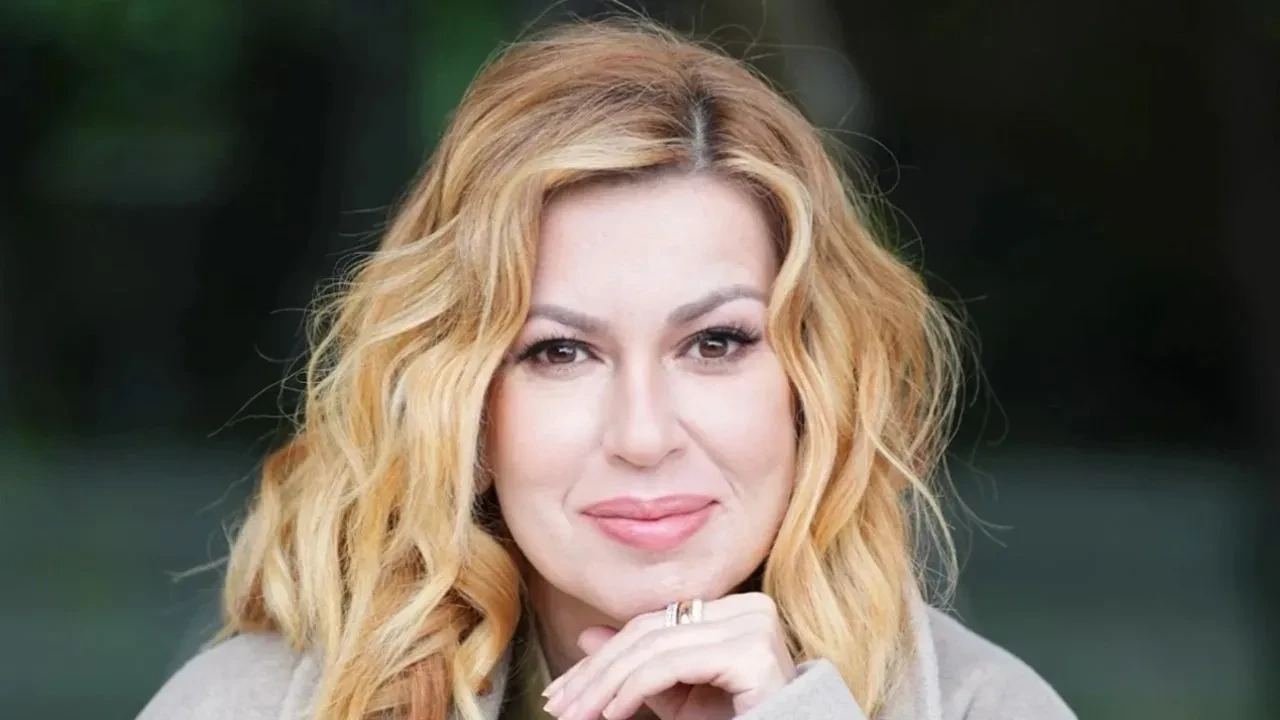 Bir Hayat Hikayesi dizisine usta oyuncu! İpek Tuzcuoğlu, Hazal Subaşı’nın annesini oynayacak
